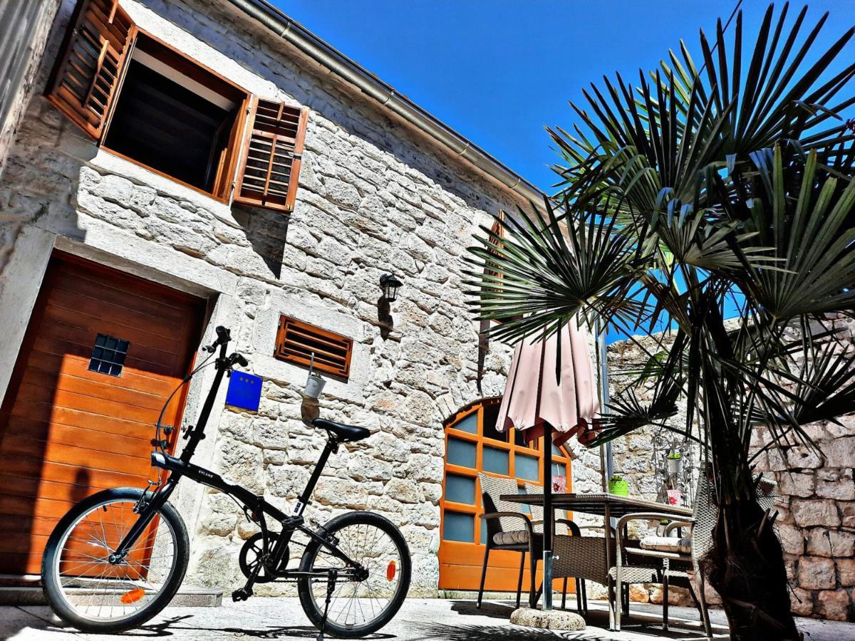 Joseph'S Yard Apartment Rovinj Buitenkant foto